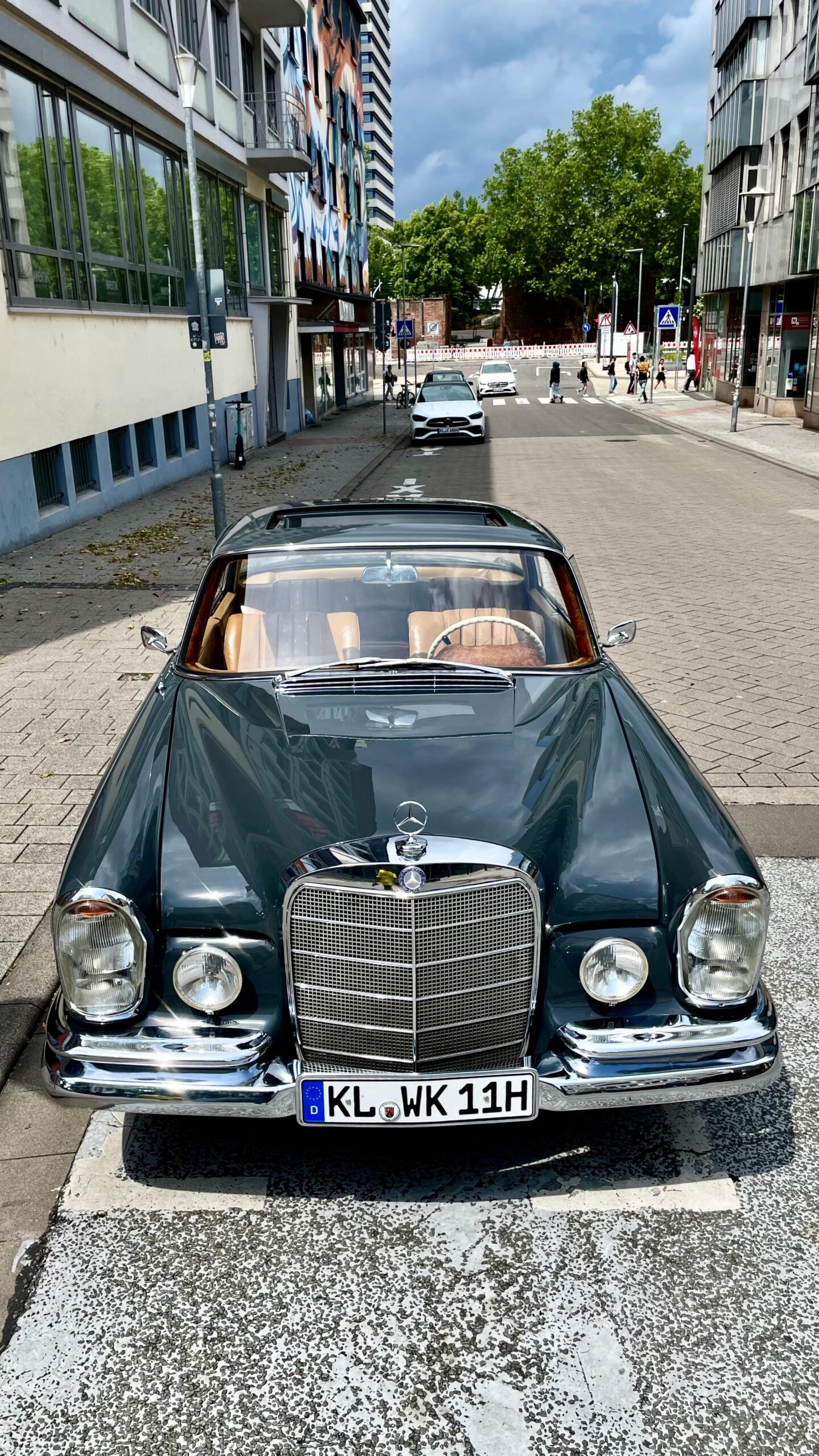 Mercedes 250 CE Werbegemeinschaft Kaiser in Lautern 2025 - Scherer Gruppe